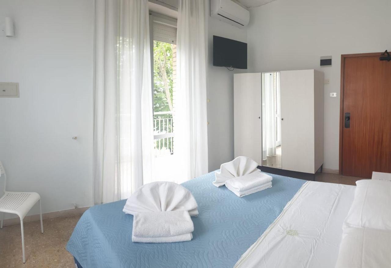 Hotel Alfa Anche In All Inclusive リミニ エクステリア 写真