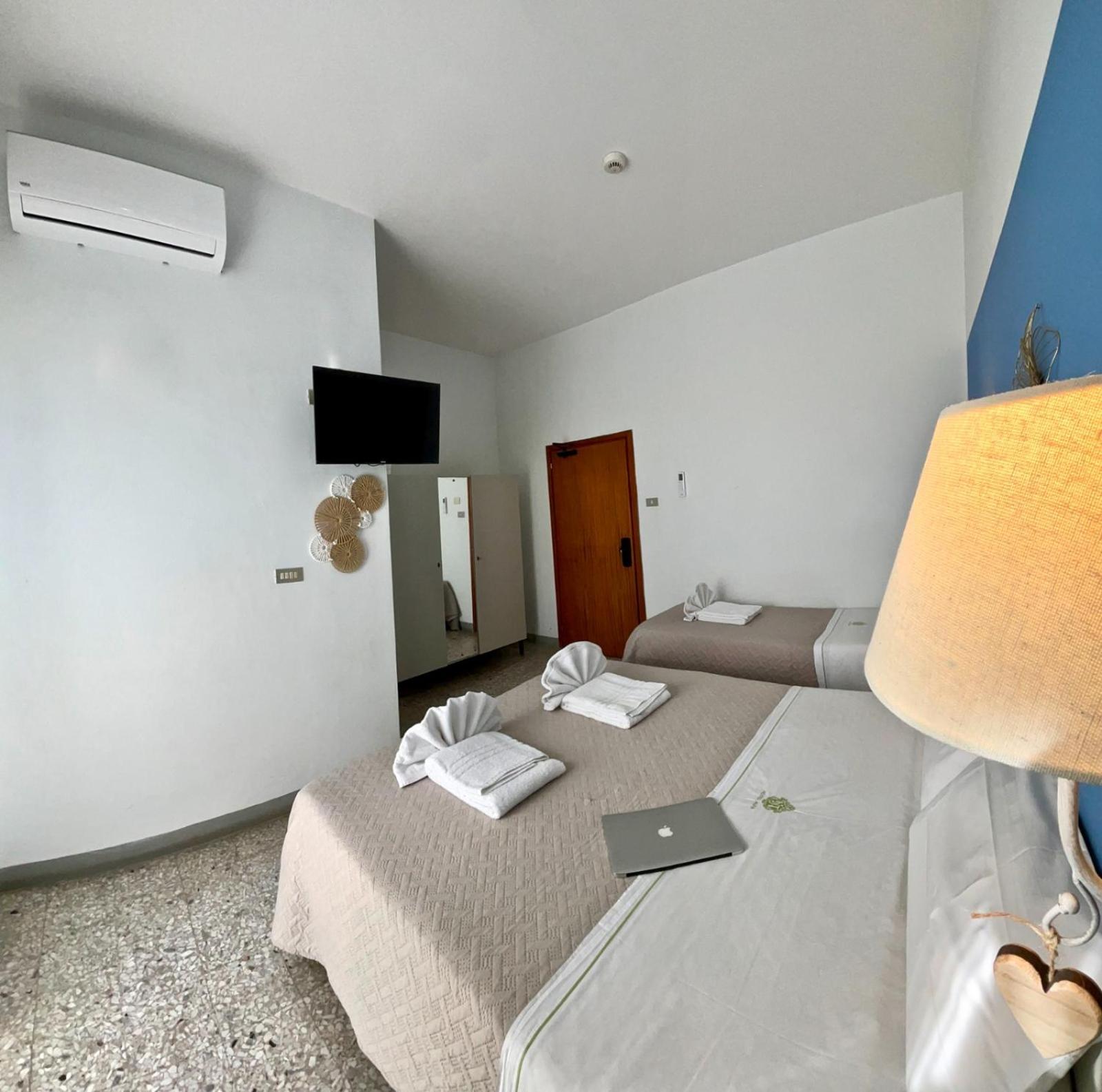 Hotel Alfa Anche In All Inclusive リミニ エクステリア 写真